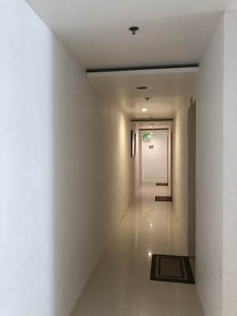 Imagen de los interiores del Hotel Jeffrey S. Foto 17