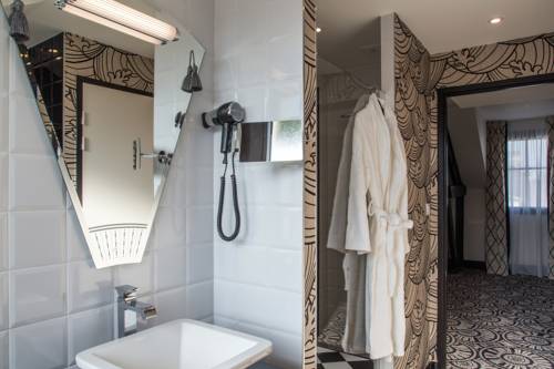 Imagen de la habitación del Hotel Jehan De Beauce. Foto 3