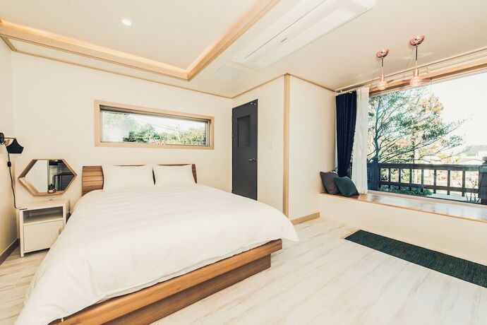 Imagen de la habitación del Hotel Jeju Abientot. Foto 9