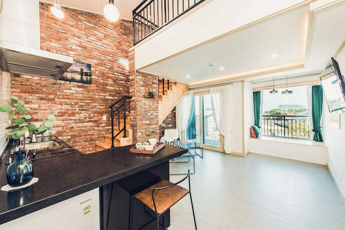 Imagen de la habitación del Hotel Jeju Abientot. Foto 18