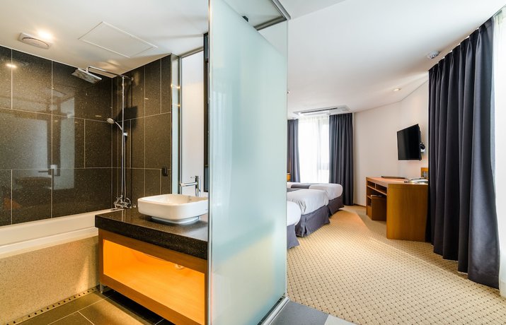Imagen de la habitación del Hotel Jeju Asia. Foto 2