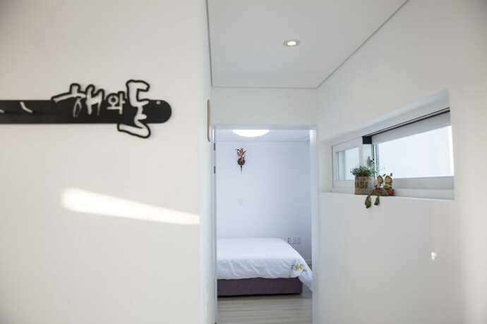 Imagen de la habitación del Hotel Jeju Baraki. Foto 22