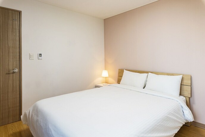 Imagen de la habitación del Hotel Jeju Blue and Sea. Foto 13