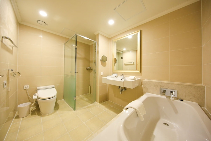 Imagen de la habitación del Hotel Jeju Booyoung. Foto 8