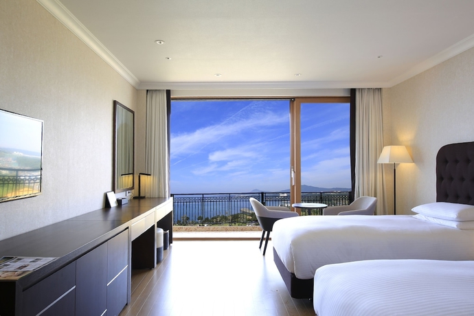 Imagen de la habitación del Hotel Jeju Booyoung. Foto 11