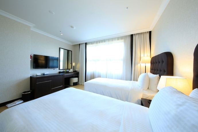 Imagen de la habitación del Hotel Jeju Booyoung. Foto 17
