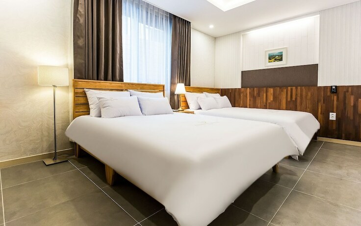 Imagen de la habitación del Hotel Jeju City Hall. Foto 28