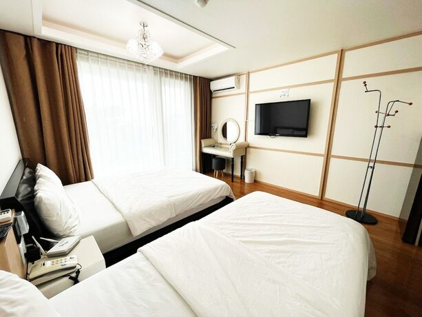 Imagen de la habitación del Hotel Jeju Cordelia Resort. Foto 13