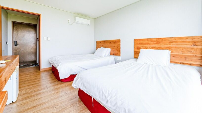 Imagen general del Hotel Jeju Dodubong. Foto 1