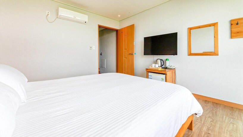 Imagen general del Hotel Jeju Dodubong. Foto 7