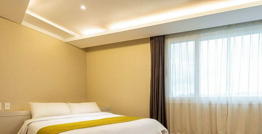 Imagen de la habitación del Hotel Jeju Galaxy. Foto 16