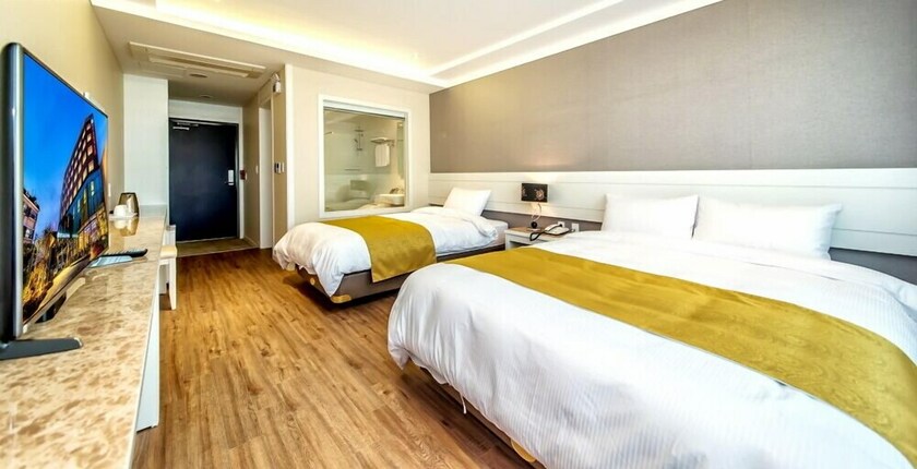 Imagen de la habitación del Hotel Jeju Galaxy. Foto 23
