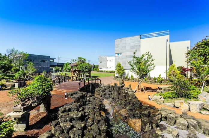 Imagen de los exteriores del Hotel Jeju Garden Pension. Foto 16