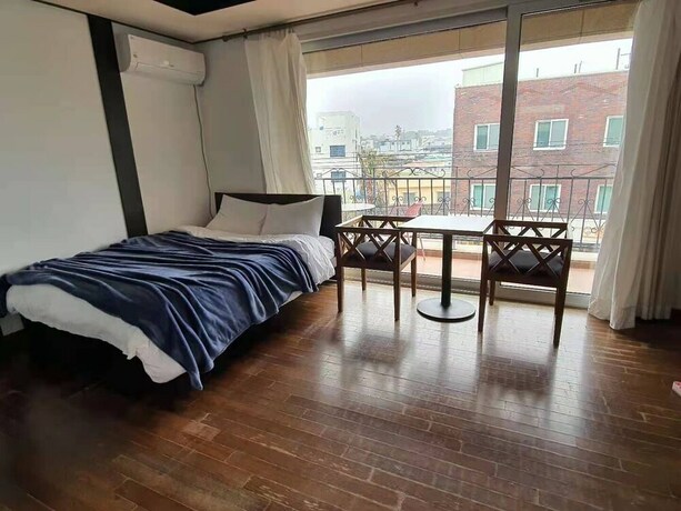 Imagen de la habitación del Hotel Jeju Haejodae. Foto 30