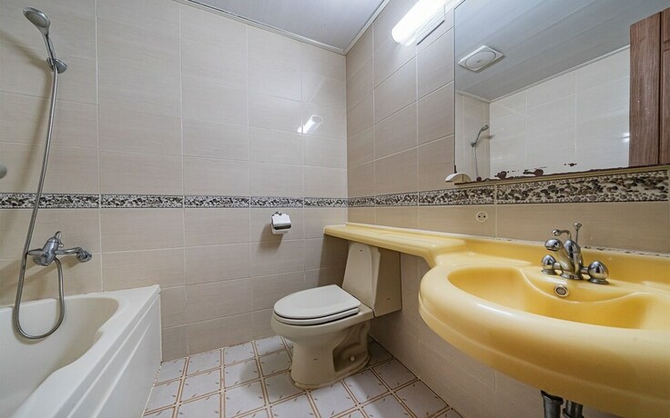Imagen de la habitación del Hotel Jeju Happy. Foto 28