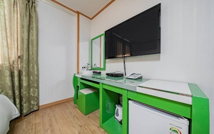 Imagen de la habitación del Hotel Jeju Happy. Foto 30