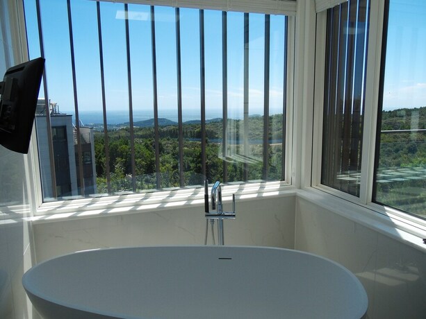 Imagen de la habitación del Hotel Jeju Healthcare Town Resort. Foto 35