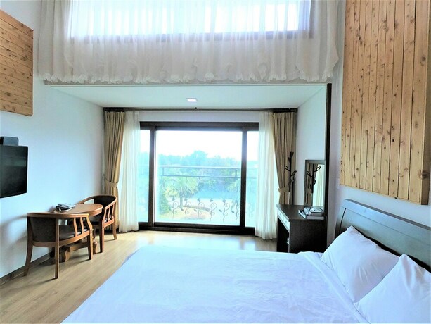 Imagen de la habitación del Hotel Jeju Hue Resort. Foto 28