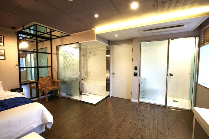 Imagen de la habitación del Hotel Jeju Lux. Foto 3