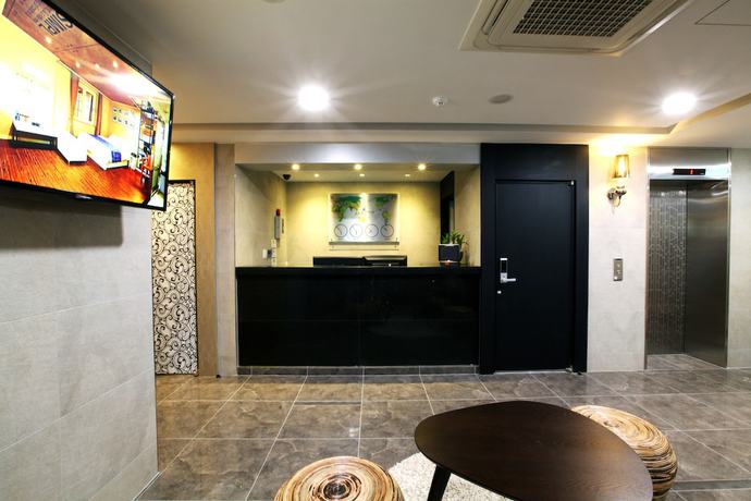 Imagen de los interiores del Hotel Jeju Lux. Foto 17