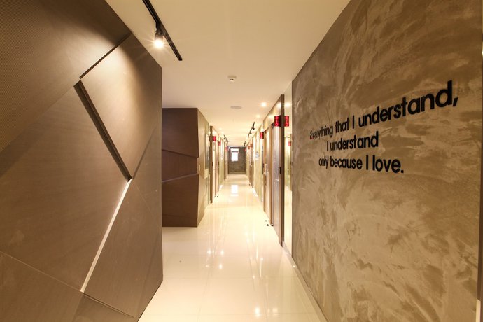 Imagen de los interiores del Hotel Jeju Lux. Foto 18