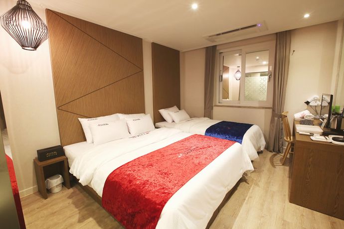 Imagen de la habitación del Hotel Jeju Lux. Foto 9