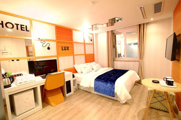 Imagen de la habitación del Hotel Jeju Lux. Foto 11