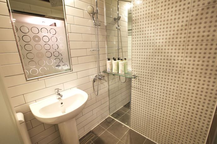 Imagen de la habitación del Hotel Jeju Lux. Foto 12