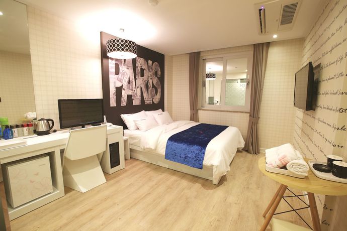 Imagen de la habitación del Hotel Jeju Lux. Foto 15
