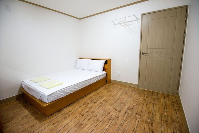 Imagen de la habitación del Hotel Jeju Masil Guesthouse. Foto 6
