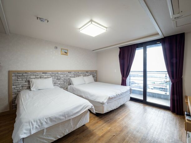 Imagen general del Hotel Jeju Moseulpo. Foto 9
