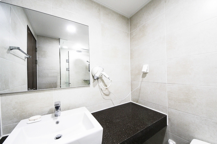 Imagen de la habitación del Hotel Jeju Ocean Blue. Foto 5