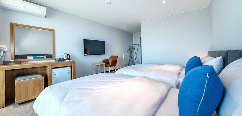 Imagen de la habitación del Hotel Jeju Ocean Square Resort. Foto 23