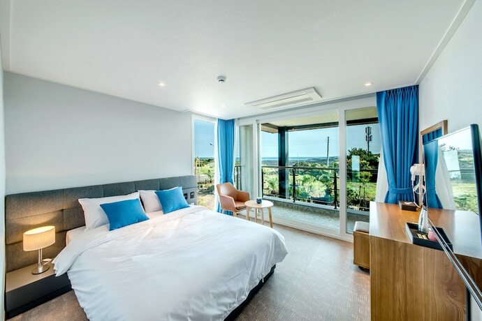 Imagen de la habitación del Hotel Jeju Ocean Square Resort. Foto 25
