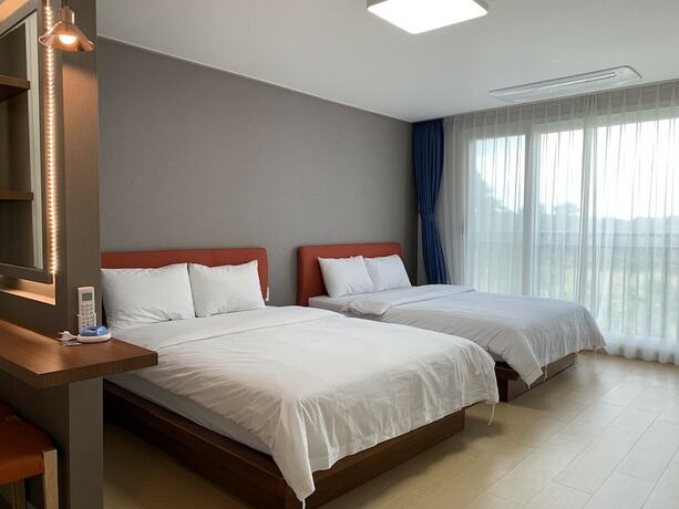 Imagen de la habitación del Hotel Jeju Ocean Square Resort. Foto 36