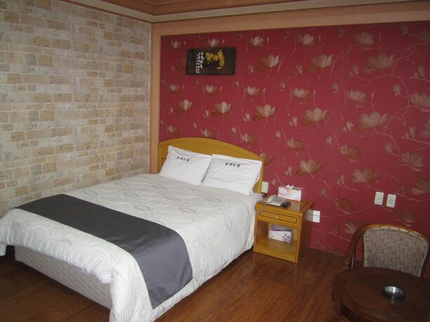 Imagen de la habitación del Hotel Jeju Olleh. Foto 21