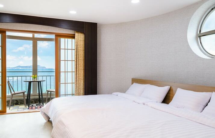 Imagen de la habitación del Hotel Jeju Padosoriminbak Pension. Foto 15