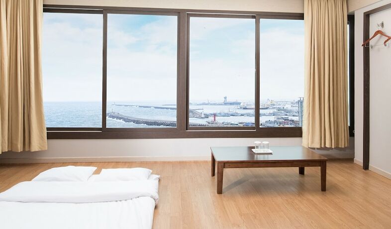 Imagen de la habitación del Hotel Jeju Palace. Foto 17