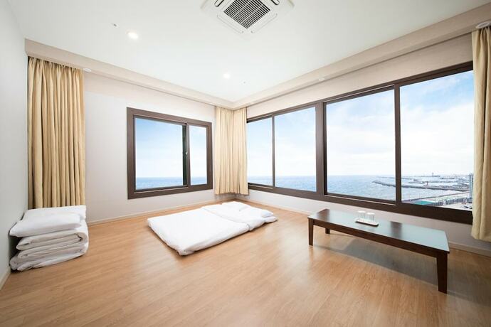 Imagen de la habitación del Hotel Jeju Palace. Foto 20