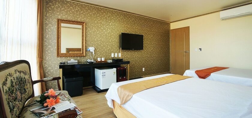 Imagen de la habitación del Hotel Jeju Pearly. Foto 12