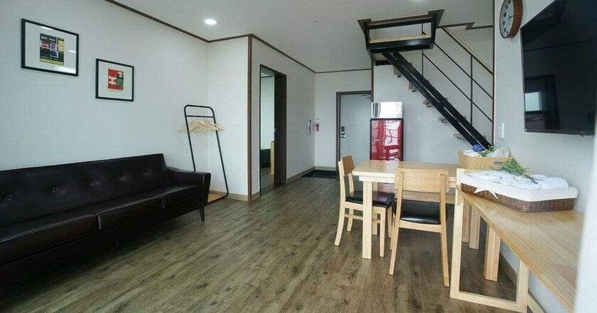 Imagen de la habitación del Hotel Jeju Playa. Foto 5