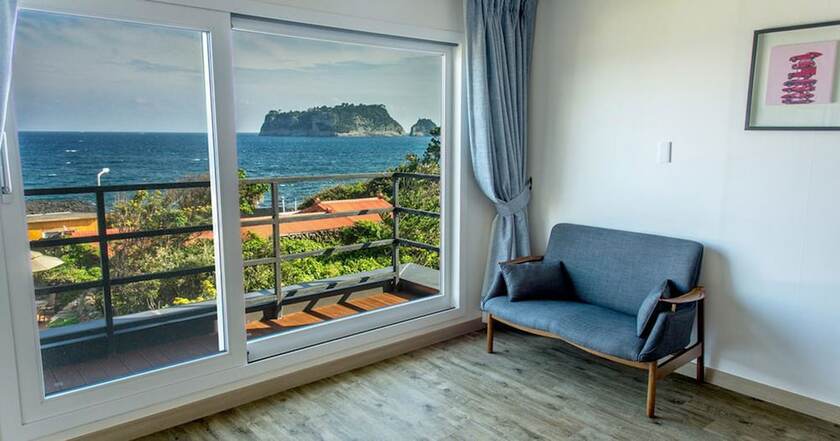 Imagen de la habitación del Hotel Jeju Playa. Foto 6