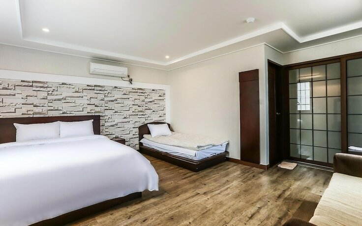 Imagen de la habitación del Hotel Jeju Prime. Foto 26