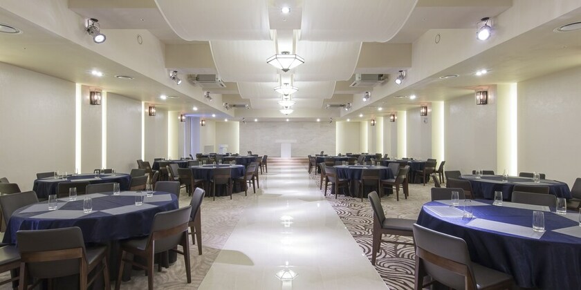 Imagen de los interiores del Hotel Jeju S. Foto 31