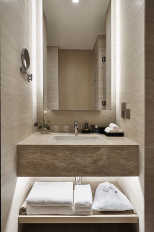 Imagen del bar/restaurante del Hotel Jeju Shinhwa World Landing Resort. Foto 3