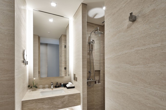 Imagen de la habitación del Hotel Jeju Shinhwa World Landing Resort. Foto 14