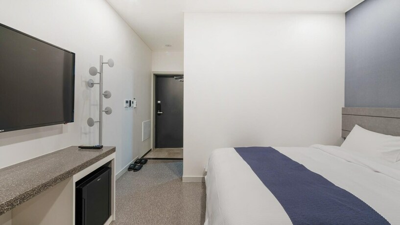 Imagen de la habitación del Hotel Jeju Sunstay. Foto 34