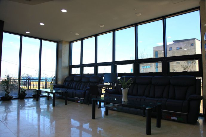 Imagen de los interiores del Hotel Jeju The Four Hills. Foto 19