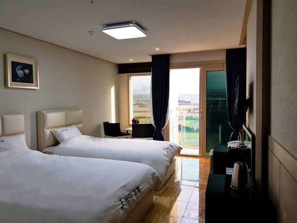 Imagen de la habitación del Hotel Jeju The Four Hills. Foto 15