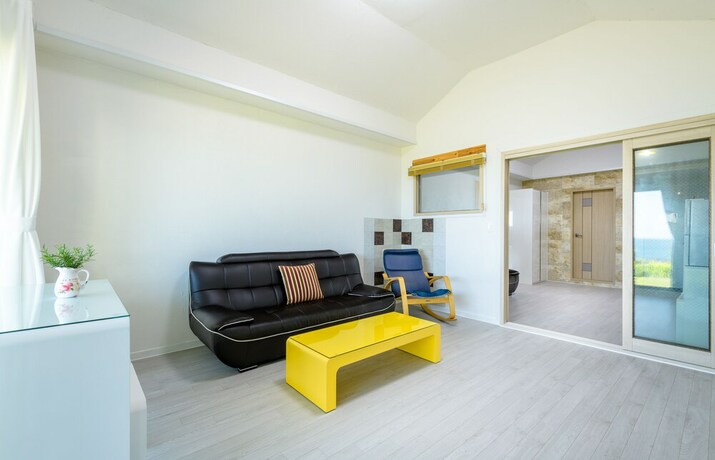 Imagen de la habitación del Hotel Jeju Turning Point. Foto 19